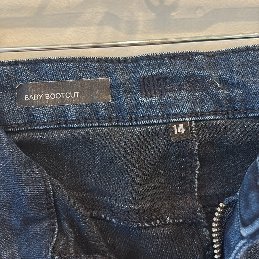 Kut from the Kloth - Baby Bootcut Women's Jeans. Size 14 - Picture 5 of 13